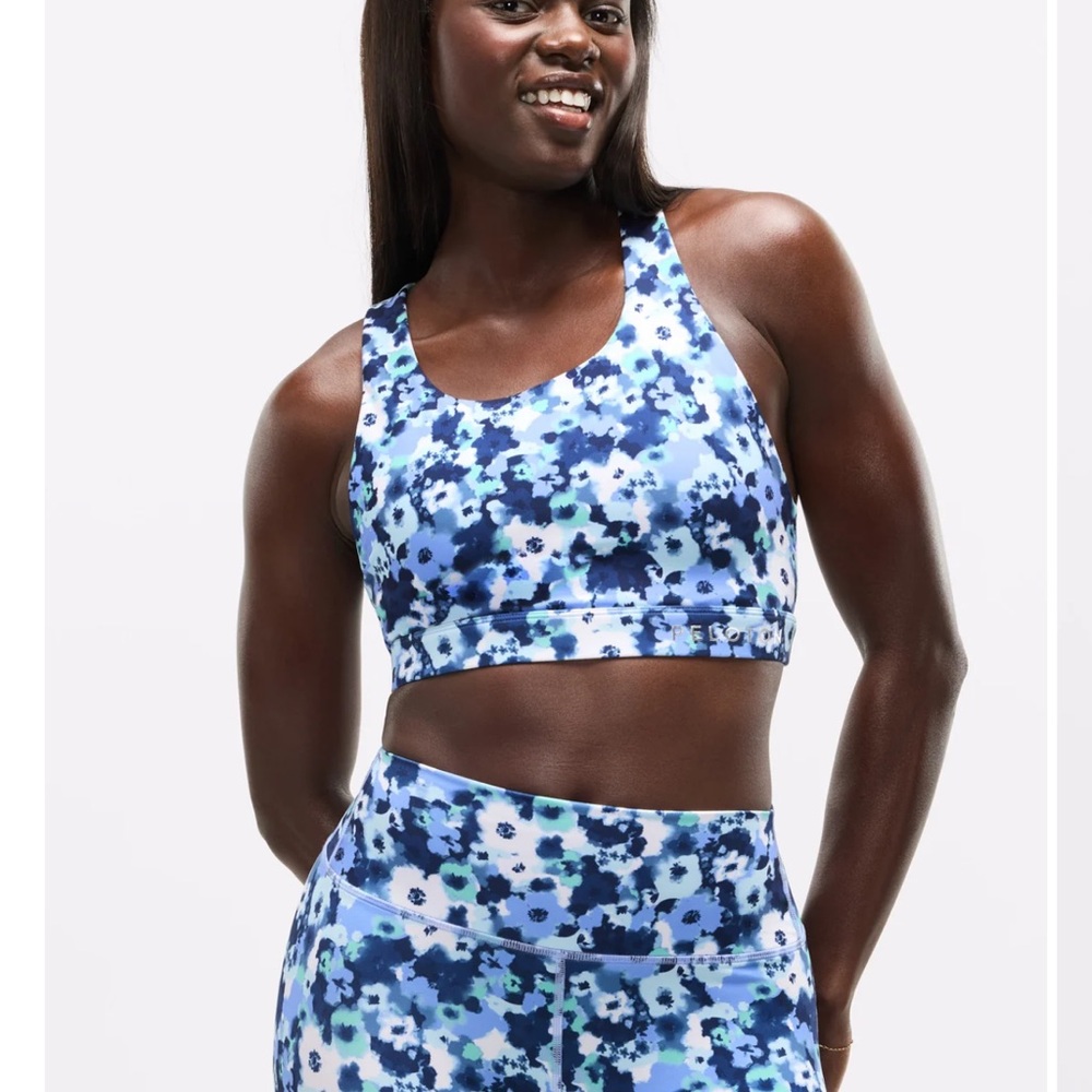 Peloton Cadent V-Back Bra Hydrangea Floral